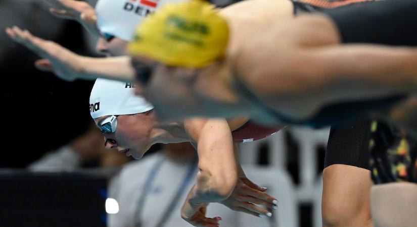 Az uszonyos úszó Senánszky Petra elődöntős 50 méter gyorson