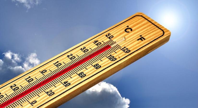 Több, mint 30 °C napokig - Harmadfokú hőségriasztást adott ki a Népegészségügyi Központ