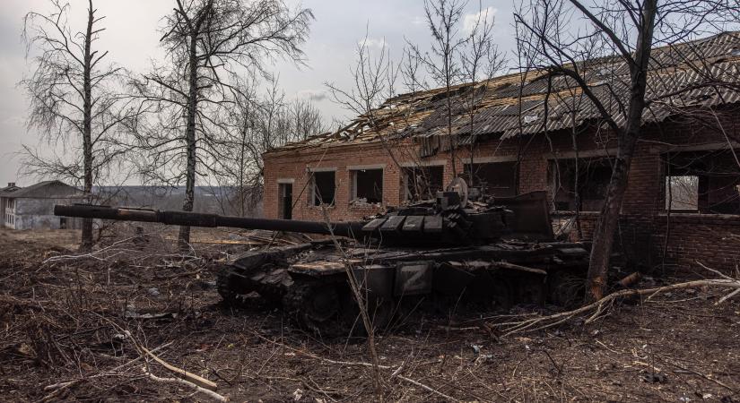 Olyan farmot sikerült kilőniük az ukránoknak, ahol orosz páncélozott járműveket tároltak