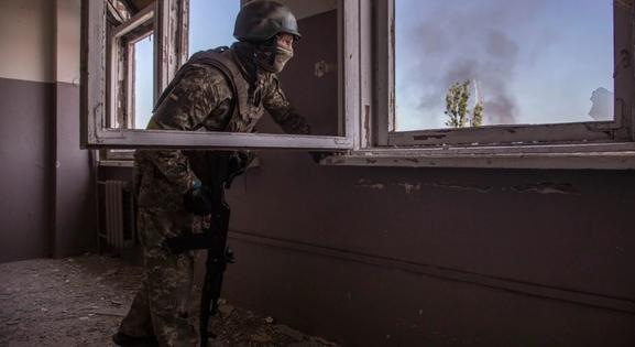 Elhagyja Szeverodonyecket az ukrán hadsereg