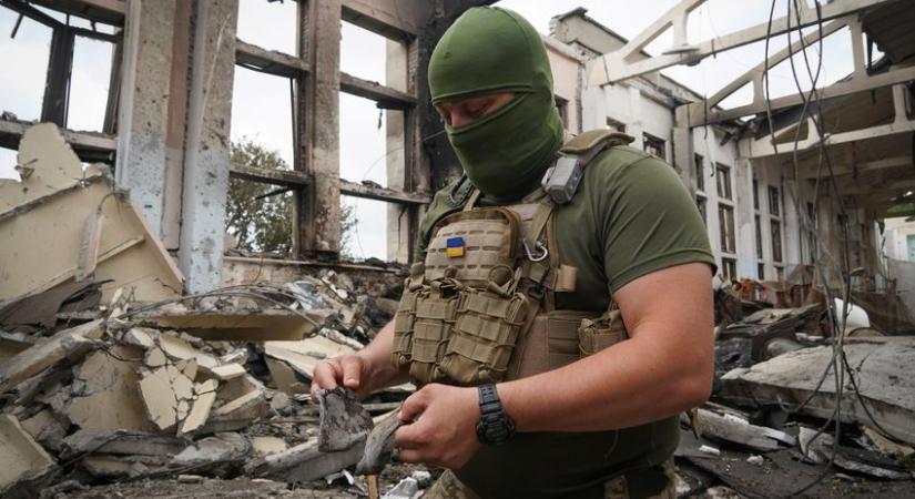Kivonulnak az ukrán csapatok Szeverodonyeckből, Liszicsanszkot még védik – frissül