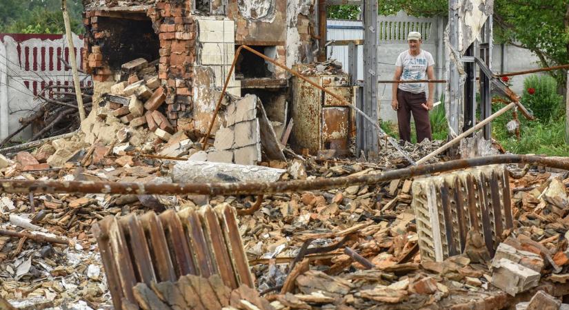 Megdöbbentő felvételek mutatnak rá, milyen hirtelen jön a halál Ukrajnában