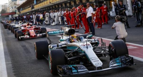 F1-Archív: Nem féktesztelte Hamilton Vettelt