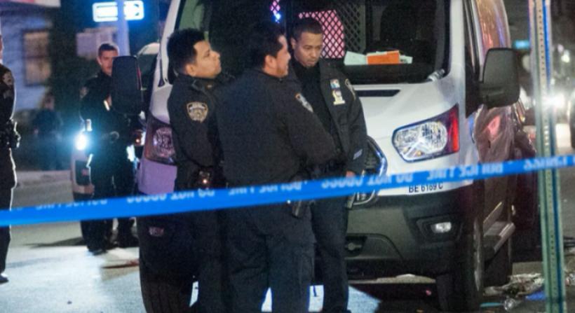 Lövöldözés tört ki egy melegklub előtt, többen meghaltak