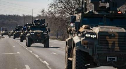A hétvégén ismét katonai járművek lepik el a magyar utakat