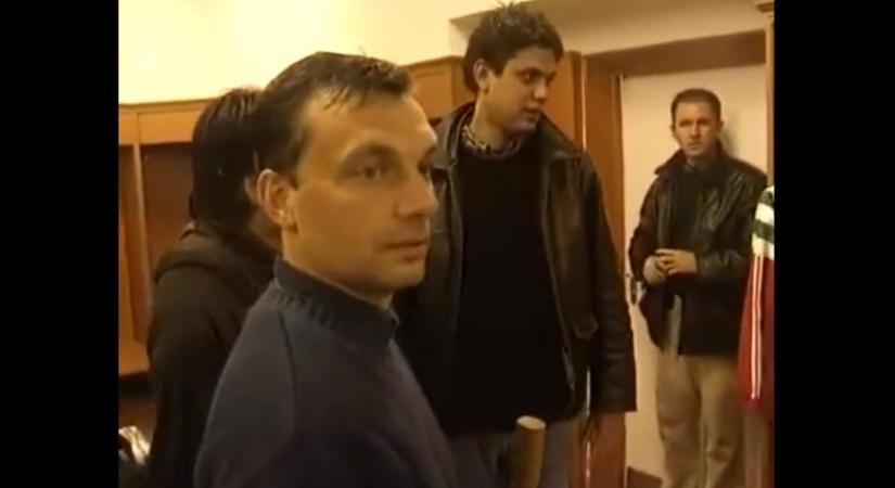 „Ha nyomjuk akkor már nagy baj nem lehet” – ilyen volt, amikor Orbán 1998-ban felkereste a futballválogatott öltözőjét