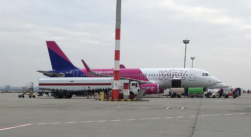 A Wizz Air otthagyta az utasokat Párizsban, mert kevés a dolgozó
