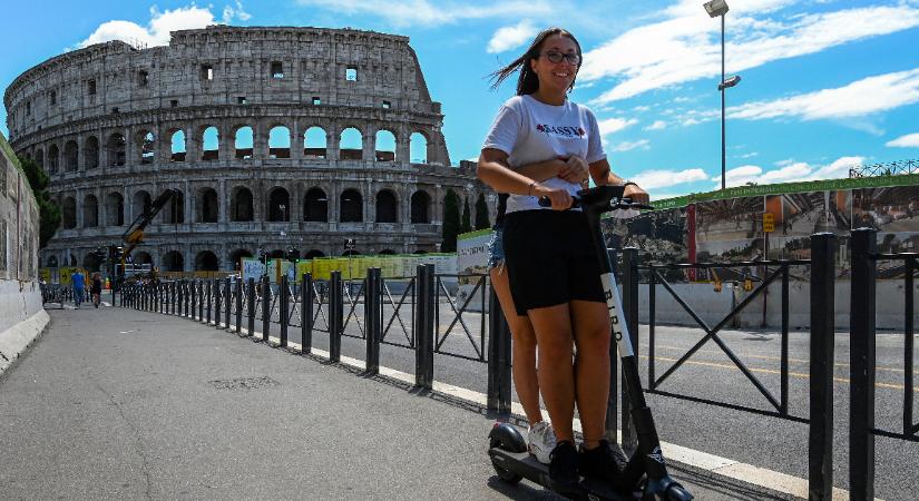 Rómának elege van a megvadult e-rolleresekből, szigorítanák a szabályokat