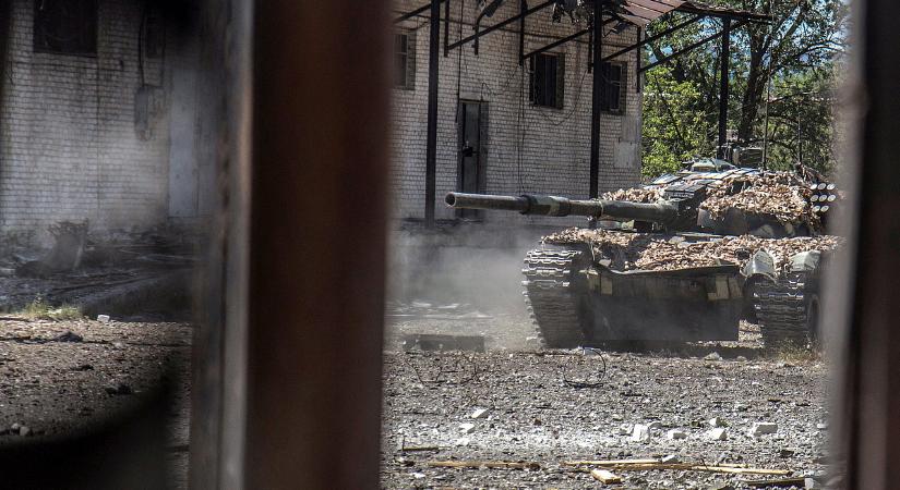 Orosz kézre került a rommá lőtt Szeverodonyeck