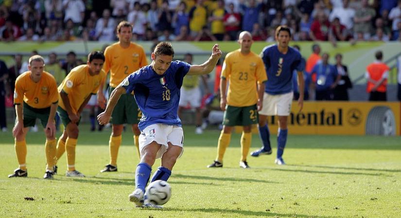 Videó: tizenhat éve ezen a napon mentette meg Totti egész Olaszországot
