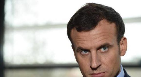 Macron az eddigi miniszterelnöknek adott újabb megbízást