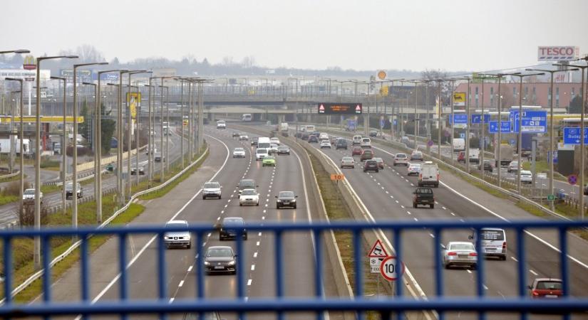 Ha Szeged felé tart, Balástyánál térjen le az autópályáról