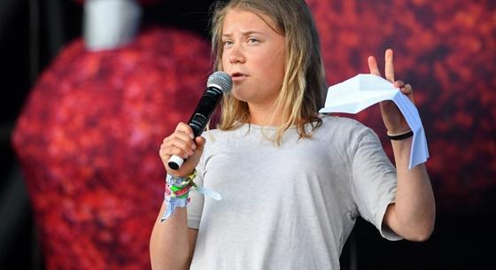 Greta Thunberg egyszer csak megjelent a színpadon a Glastonbury Fesztiválon