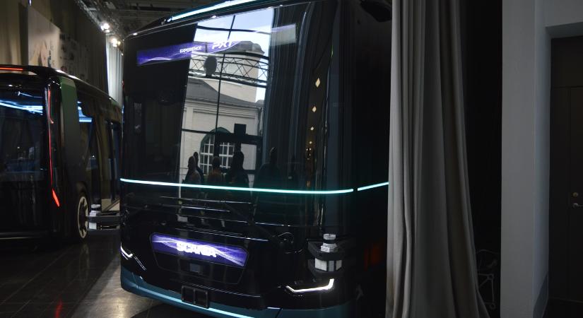 Új önvezető busszal kísérletezik a Scania