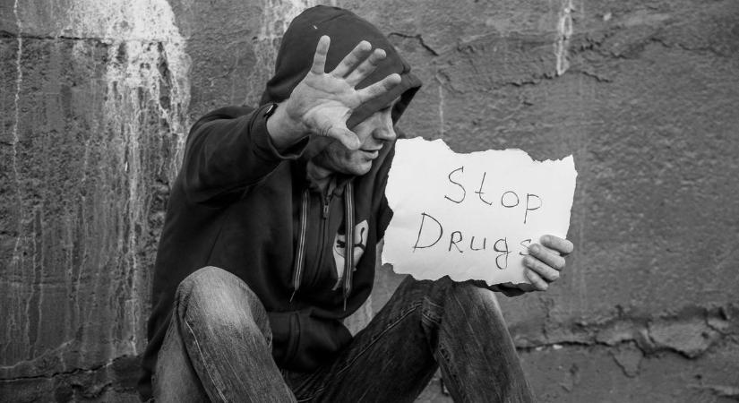 Drogellenes világnap: fontos, hogy megtörjük a tabut