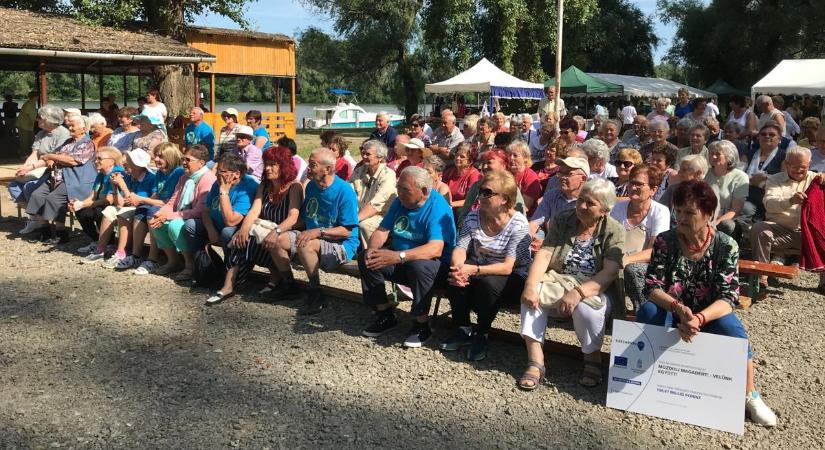 Tiszacsegén gyűltek össze a megye nyugdíjasai