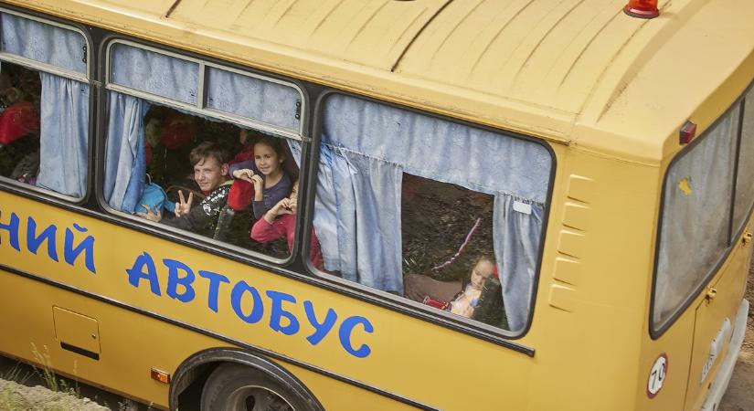 Az orosz külügy hazugságnak nevezte az állítást, miszerint a Donbaszból Oroszországba hurcolják a gyerekeket