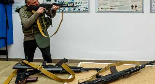 Egyes, Ukrajnának szánt fegyverek már a feketepiacon vannak - Táblázatban a könnyen értékesíthető fegyverek