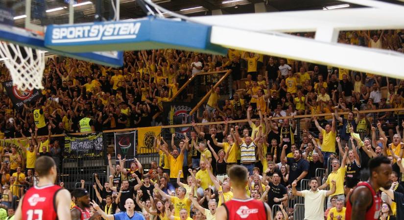 Férfi kosárlabda: Szombathely–Körmend döntő a félidőben: 55–34! - sok, sok fotó