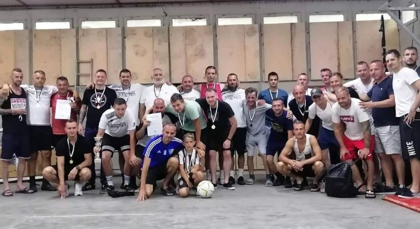 A Hatvani Lokomotív utánpótlásának 200 futballista segített