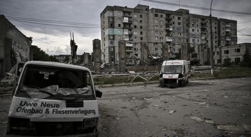 Orosz barát szeparatisták támadják az utolsó ukrán ellenőrzés alatt álló várost Luhanszkban
