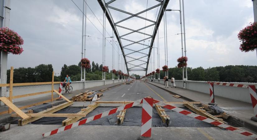 ÚtOn: Elkezdték a munkálatokat a Belvárosi hídon