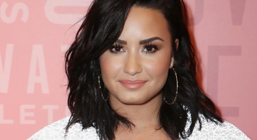 Demi Lovato új rocksztár-frizurája a legmenőbb dolog a világon