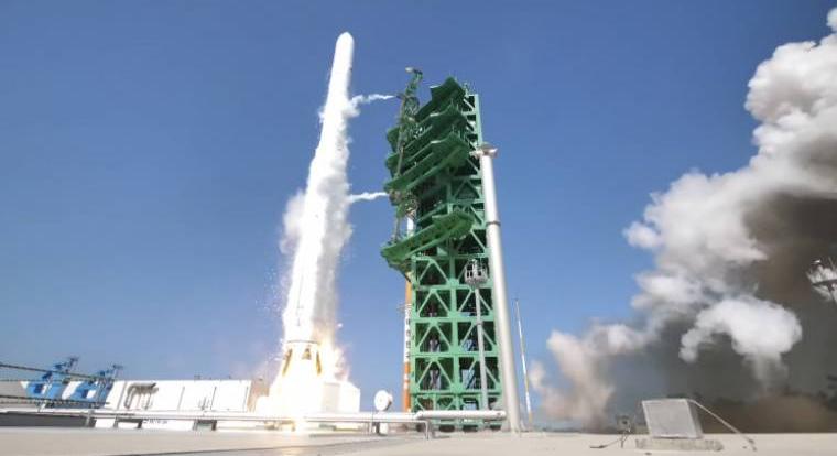 Dél-Korea beszállt az űrversenybe - a Nuri űrhajón először lőtt fel hasznos terhet