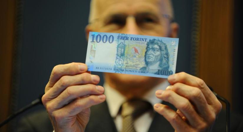 Újabb történelmi mélypont, 404,7 forintot kértek egyetlen euróért