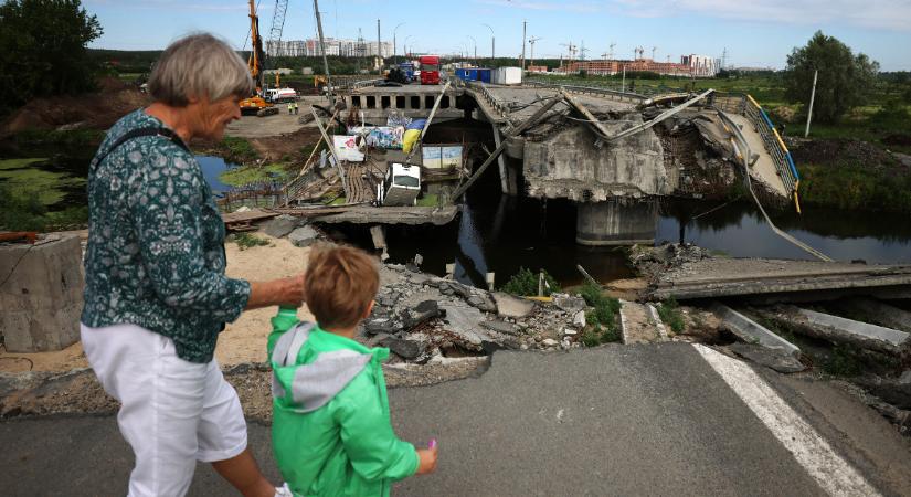 A világ pénze ment már Ukrajnába a háború kitörése óta, de az újjáépítés ennek is a sokszorosa lesz