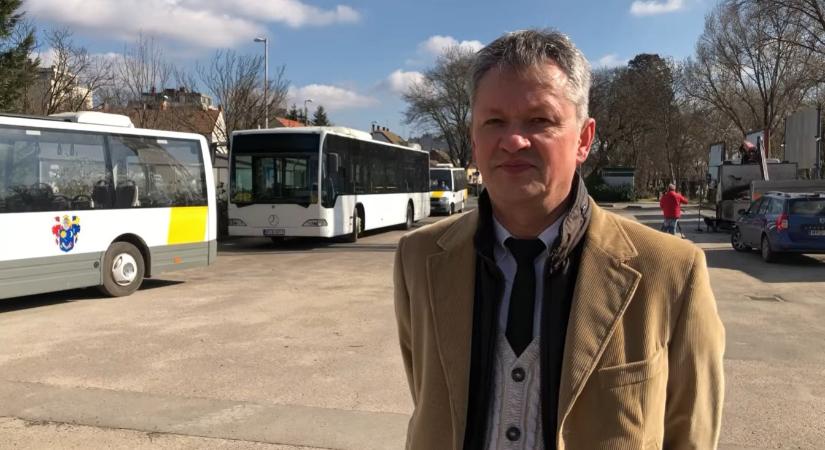 Vásárhelyi Fidesz: Szabó Jánosnak vállalnia kell a felelősséget a tömegközlekedés törvénytelen átszervezése miatt