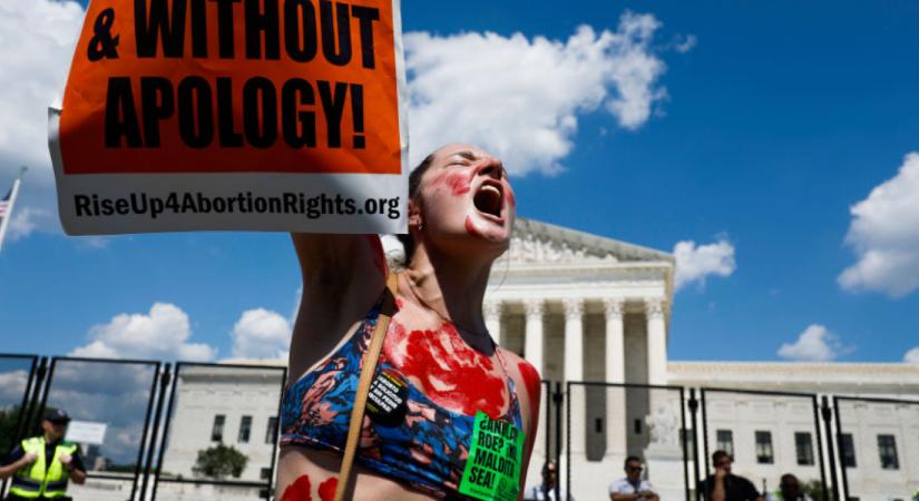 Szívszorító videókban zengik el nők százai az amerikai abortusztörvény miatti elkeseredésüket: Mutatunk párat, melyektől könny szökik a szemedbe