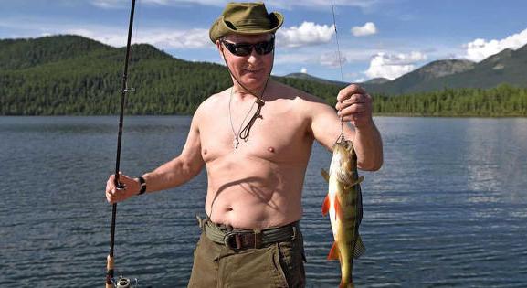 Cárokat megszégyenítő luxusdácsában piheni ki fáradalmait Putyin