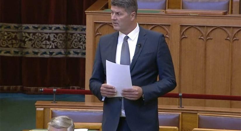 Mihálffy szerint célpontba került a veszélyhelyzet bevezetése