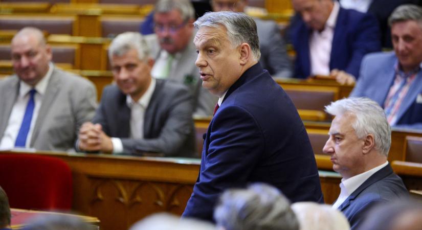 Orbán Viktor elfenekelésről beszélt a parlamentben