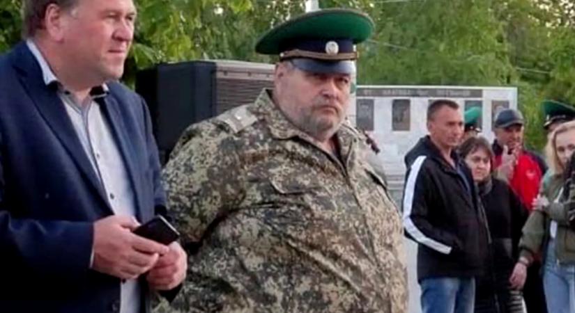 Ez a túlsúlyos ember tényleg egy orosz tábornok?