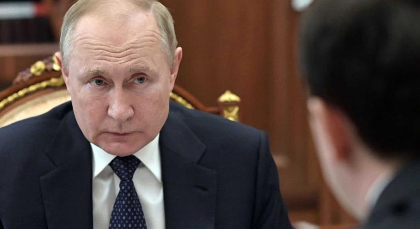 Putyin először hagyja el Oroszország biztonságát az ukrajnai háború elején szervezett merénylet-kísérlet óta