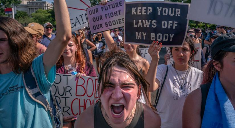 Tízezrek vonultak utcára, hogy az abortusz továbbra is legális maradjon az USA-ban