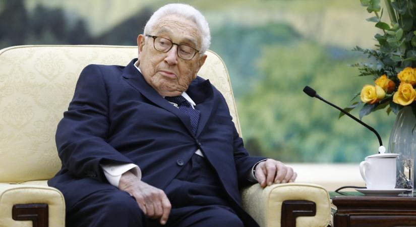 Kissinger: Nem egyszerű feladat Németországnak, hogy újra katonai hatalom legyen