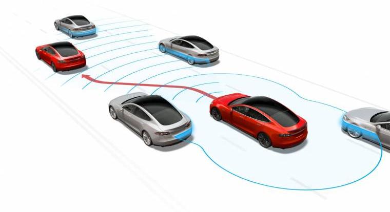 Rengeteg balesetet okoznak a Tesla „önvezető” autói