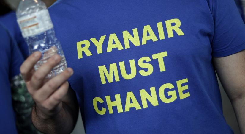 Pert indítottak a civilek a Ryanair ellen