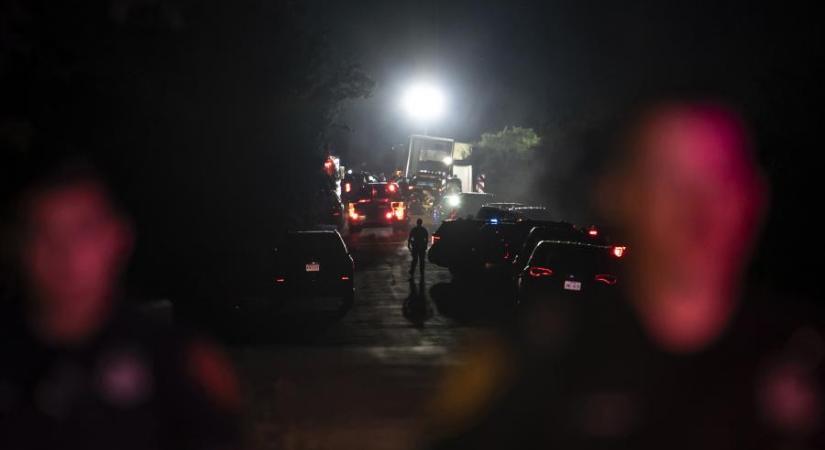 Negyvenhat ember holttestét találták meg a texasi halálkamionban