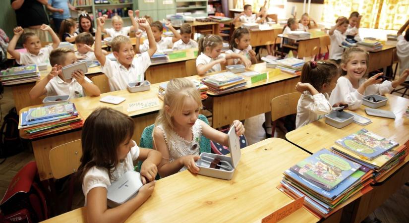 Nógrádban több mint ezer kisdiák ül először iskolapadba szeptemberben