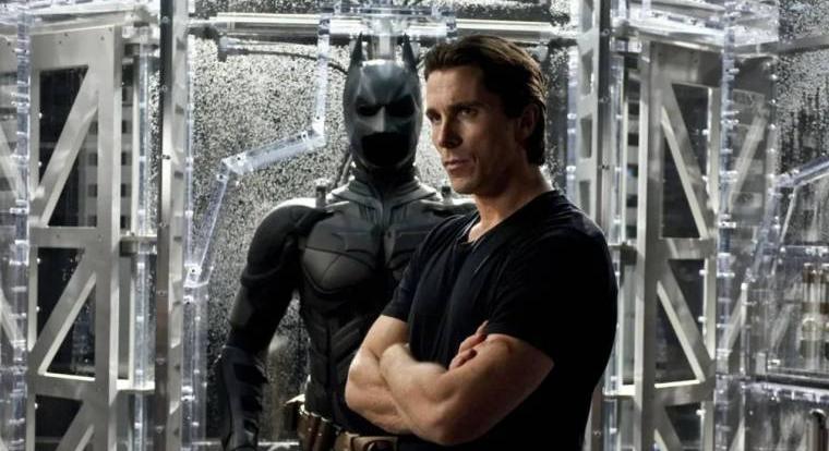 Christian Bale szívesen visszavenné a Batman köpenyt, de csak egy feltétellel