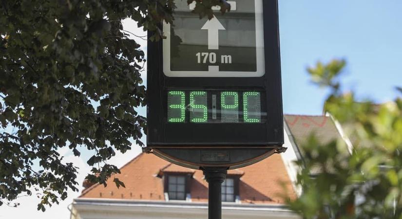 A hőség miatt Győrben is életbe lépett a vörös kód