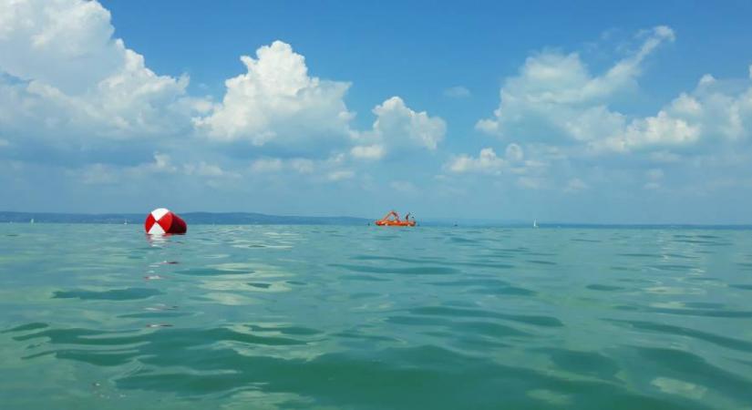 Lassan jakuzzizhatunk a Balatonban: jócskán emelkedni fog a víz hőmérséklete