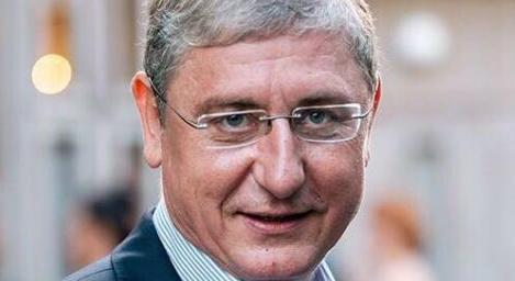 A Fidesz szerint Gyurcsányékkal már benzin se lenne, és háborúban állna az ország
