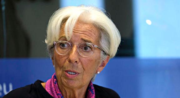 Lagarde: mindent megtesz az EKB azért, hogy visszaállítsa az eurózóna inflációját