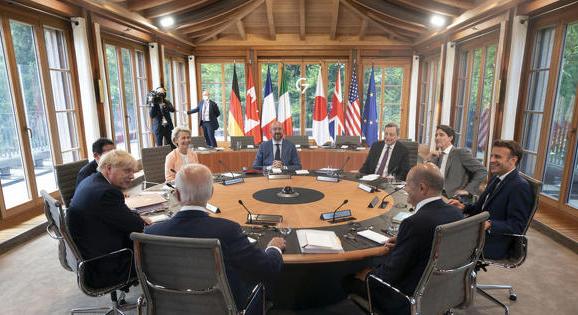 Putyinon viccelődtek a G7 vezetők, miközben az oroszok rakétákkal üzentek – vasárnapi háborús összefoglaló