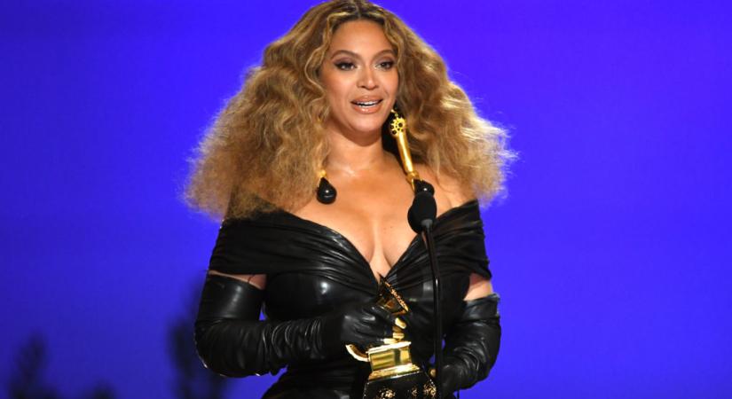 Beyoncé 6 év után új szólóalbummal jelentkezik